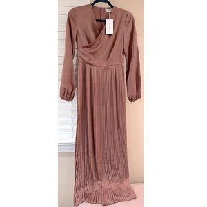 Modern Abayati NWT Rose Satin Pleated Maxi Dress XS Modest Wedding Guest